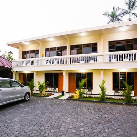Oyo 93136 Hotel Santo Djaya 2 ボゴール エクステリア 写真