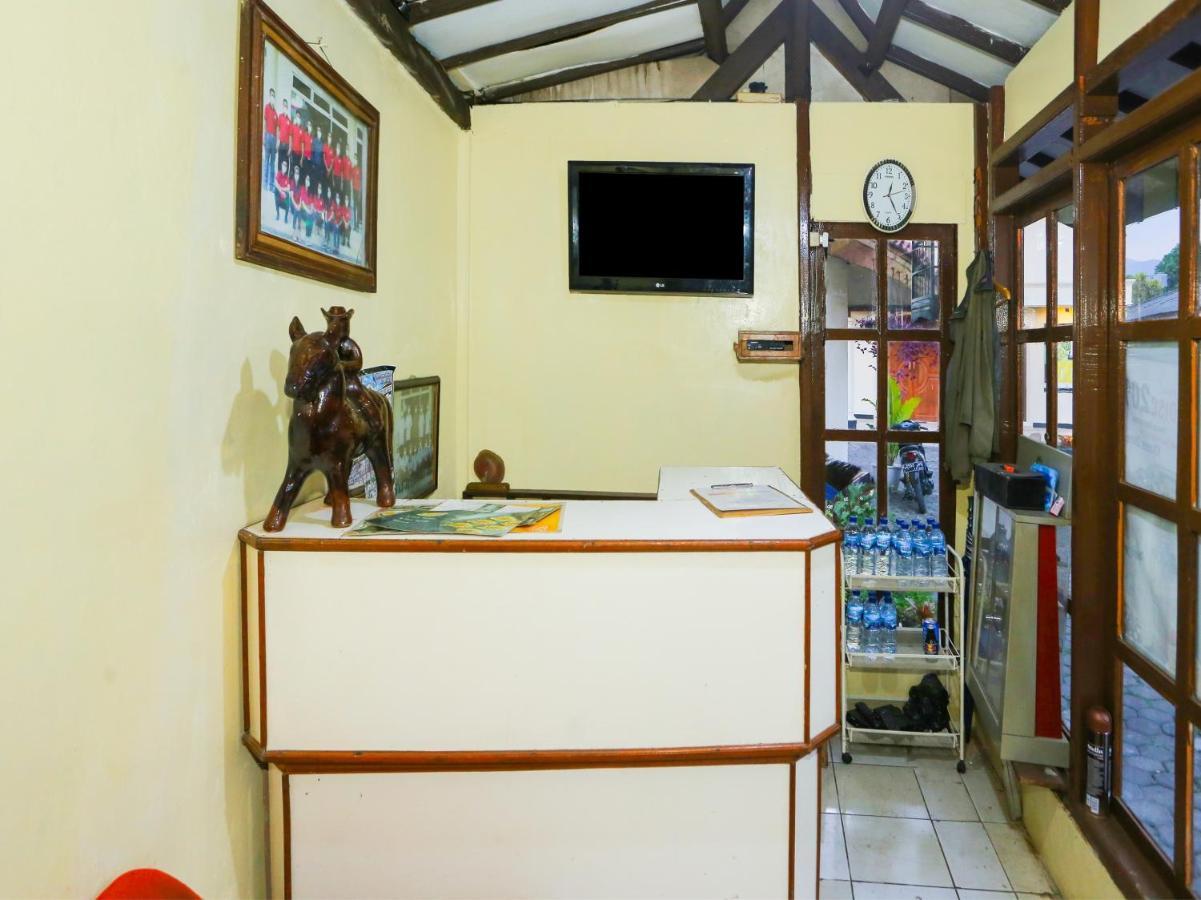 Oyo 93136 Hotel Santo Djaya 2 ボゴール エクステリア 写真
