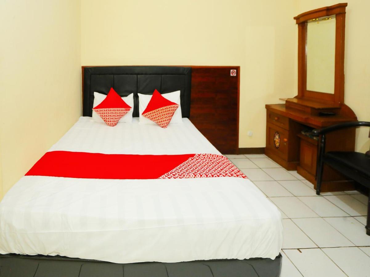 Oyo 93136 Hotel Santo Djaya 2 ボゴール エクステリア 写真
