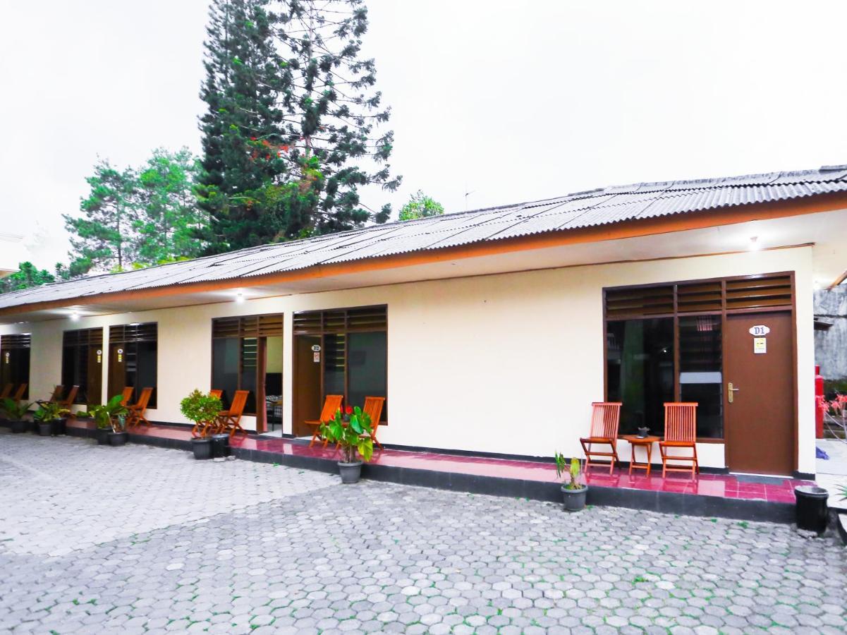 Oyo 93136 Hotel Santo Djaya 2 ボゴール エクステリア 写真