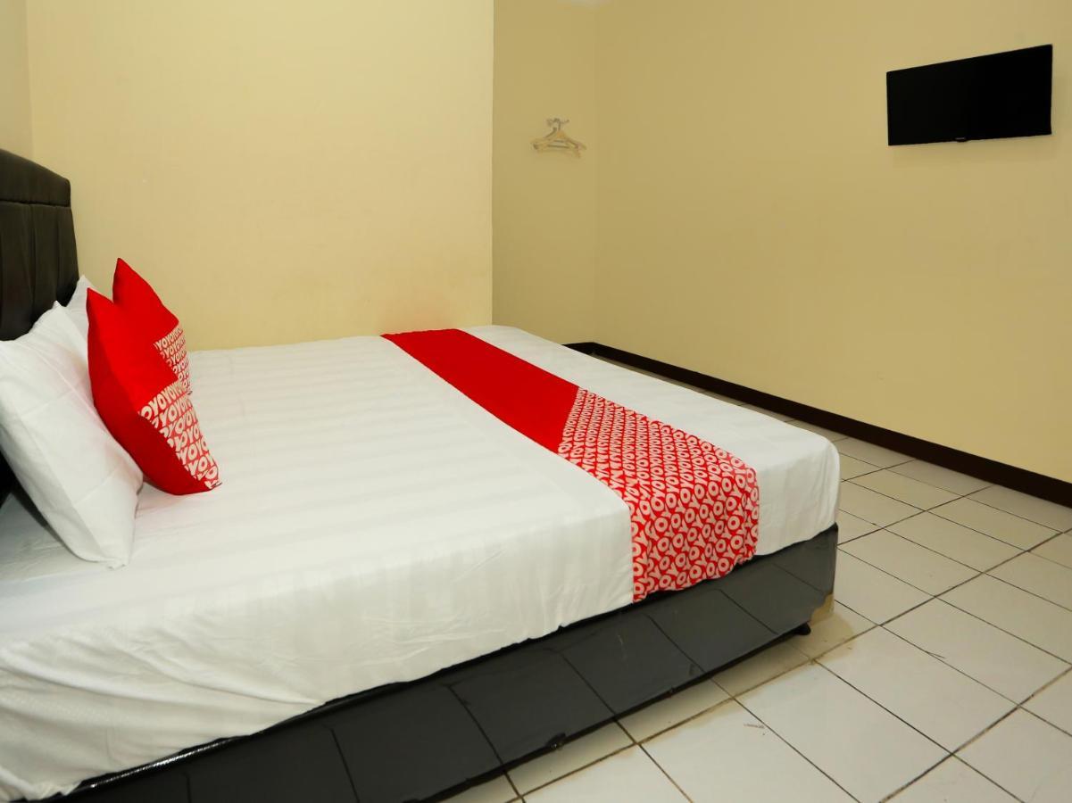 Oyo 93136 Hotel Santo Djaya 2 ボゴール エクステリア 写真