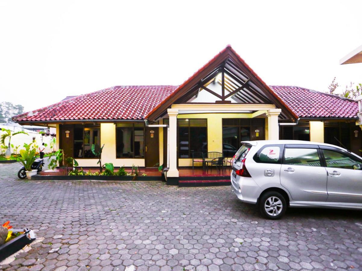 Oyo 93136 Hotel Santo Djaya 2 ボゴール エクステリア 写真
