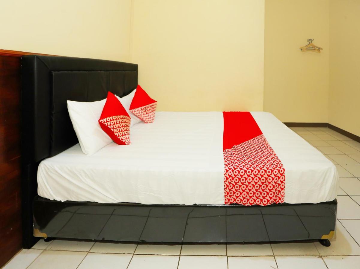 Oyo 93136 Hotel Santo Djaya 2 ボゴール エクステリア 写真