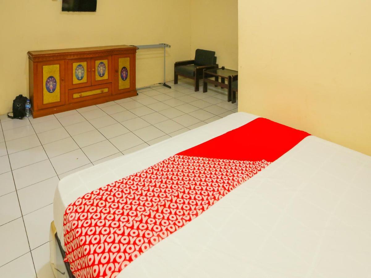 Oyo 93136 Hotel Santo Djaya 2 ボゴール エクステリア 写真